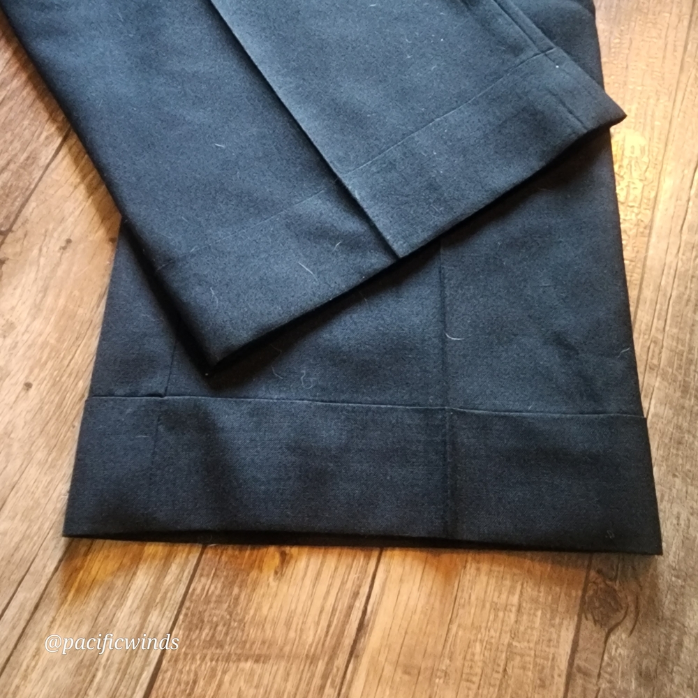 Ann Taylor Pleated Signature Black Slacks Pants Size 0 EUC! - Picture 10 of 15
